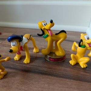 Disney Pluto Figurine Set - Yellow